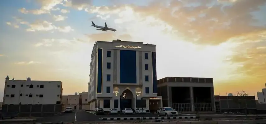 E hotel image